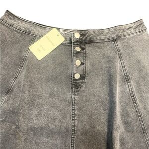 NWT Women’s Dark Gray High Rise Jean Skirt XXL K22